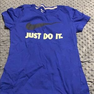 Nike Women’s T-Shirt